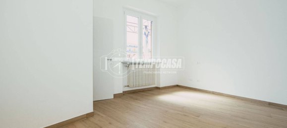 2 bedrooms Apartment in Robbio, Italy No. 287445 13