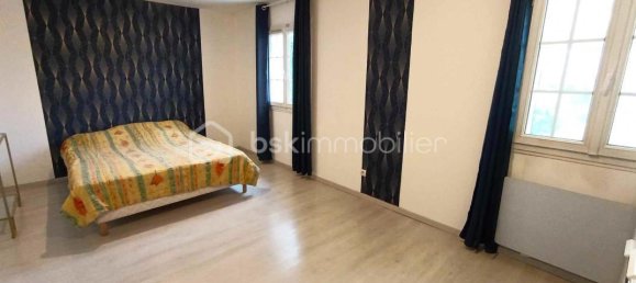 Casa de 3 dormitorios en Pannes, France No. 53646 13