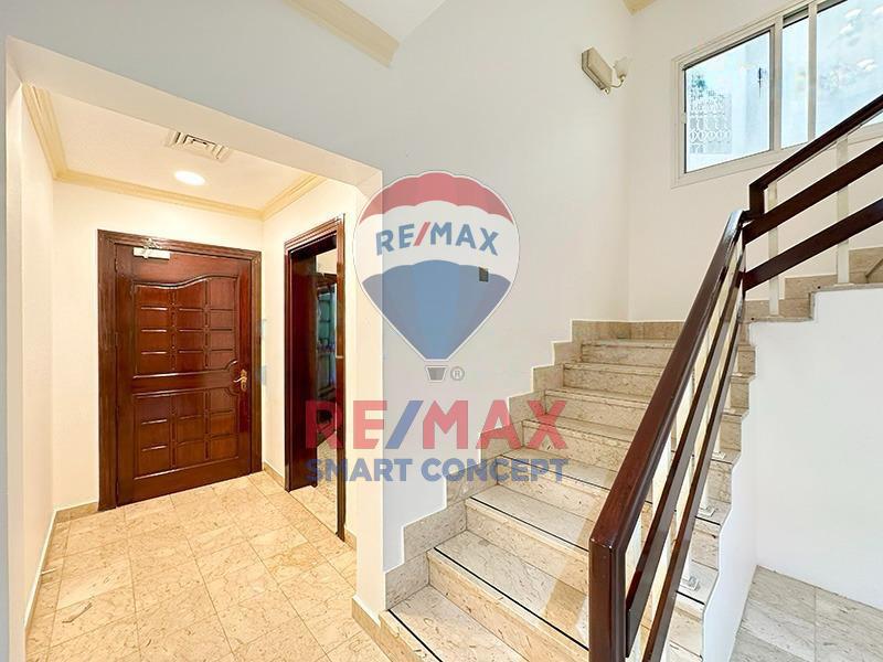 4 bedrooms Villa in Airport Road, UAE No. 37572