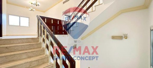 4 bedrooms Villa in Airport Road, UAE No. 37572 6