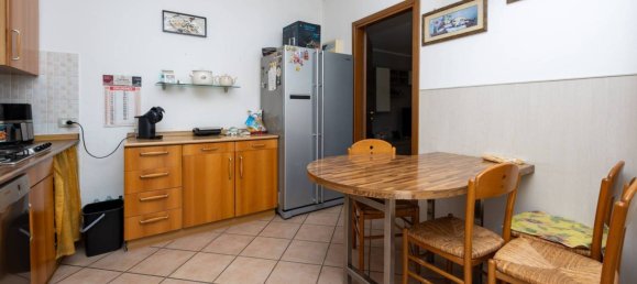 2 Schlafzimmer Wohnung in Madone, Italy, Nr. 271349 42