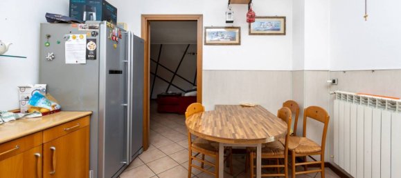 2 Schlafzimmer Wohnung in Madone, Italy, Nr. 271349 40