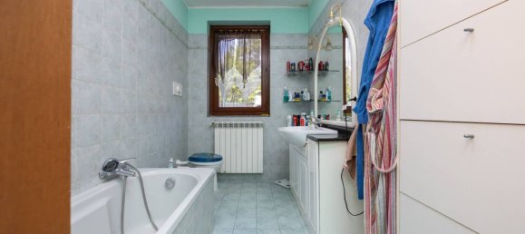 2 Schlafzimmer Wohnung in Madone, Italy, Nr. 271349 4