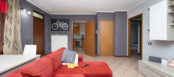 2 Schlafzimmer Wohnung in Madone, Italy, Nr. 271349 36