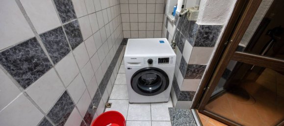 2 Schlafzimmer Wohnung in Madone, Italy, Nr. 271349 21