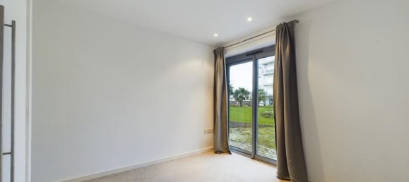 1 bedroom Apartment in London, United Kingdom No. 9926 10