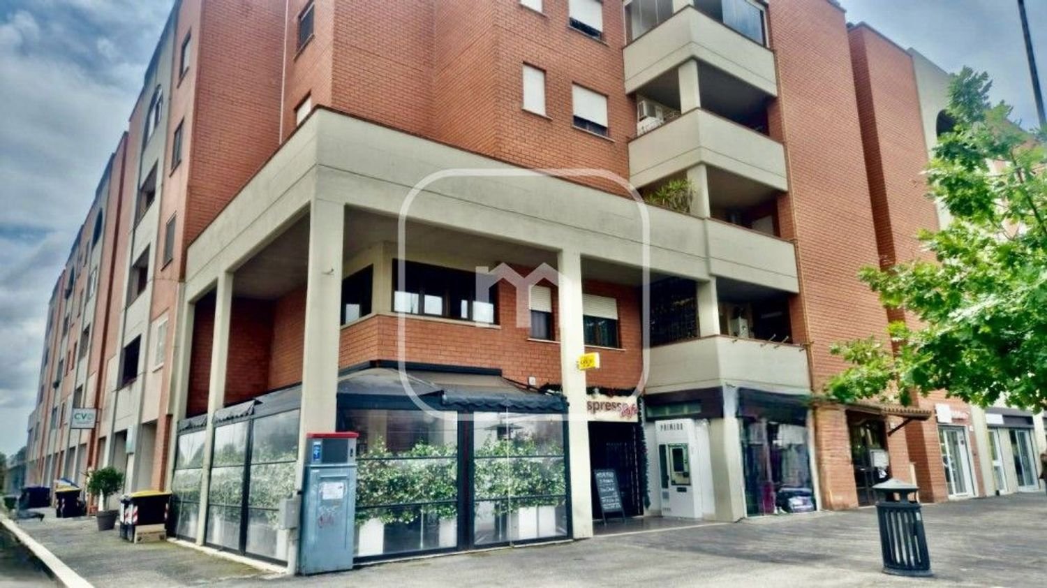 5 bedrooms Apartment in Rome, Italy No. 342161