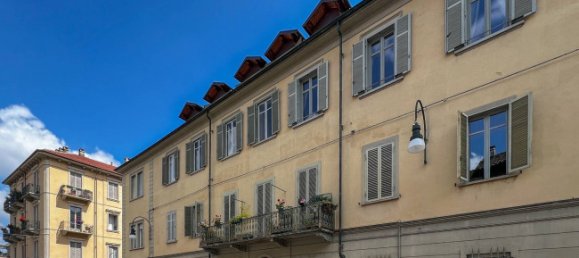 3 Schlafzimmer Wohnung in Turin, Italy, Nr. 53562 5