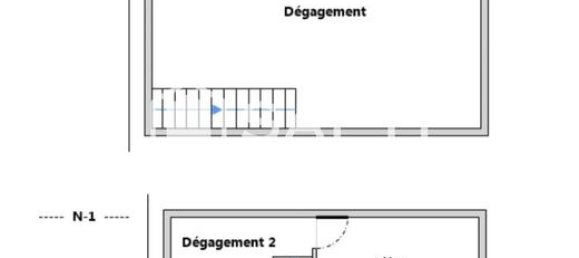 3 bedrooms House in Isere, France No. 195550 4