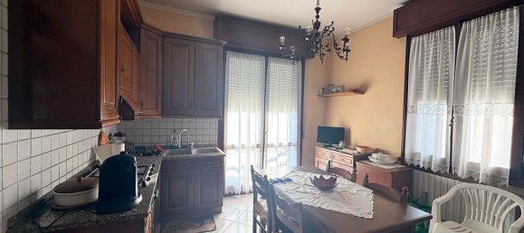 4 bedrooms Apartment in Casalgrande, Italy No. 349377 5