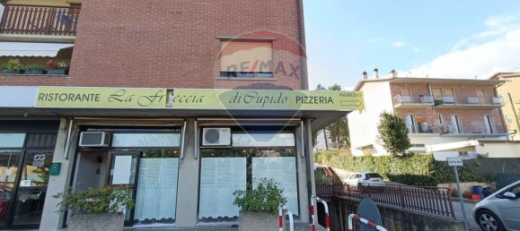 Propiedad comercial en Perugia, Italy 115 m² No. 362635 2