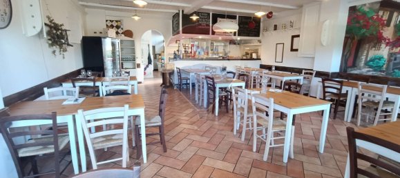 Propiedad comercial en Perugia, Italy 115 m² No. 362635 8