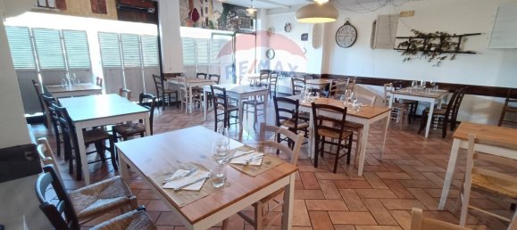 Propiedad comercial en Perugia, Italy 115 m² No. 362635 4