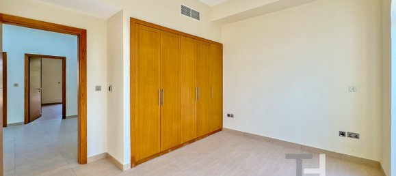 4 bedrooms Villa in Jumeirah Park, UAE No. 94306 13