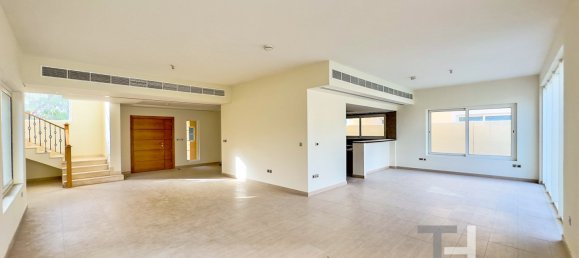 4 bedrooms Villa in Jumeirah Park, UAE No. 94306 3