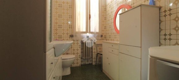 5 bedrooms Villa in Bagnolo in Piano, Italy No. 285554 40