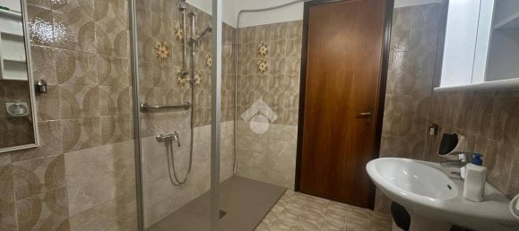 5 bedrooms Villa in Bagnolo in Piano, Italy No. 285554 18