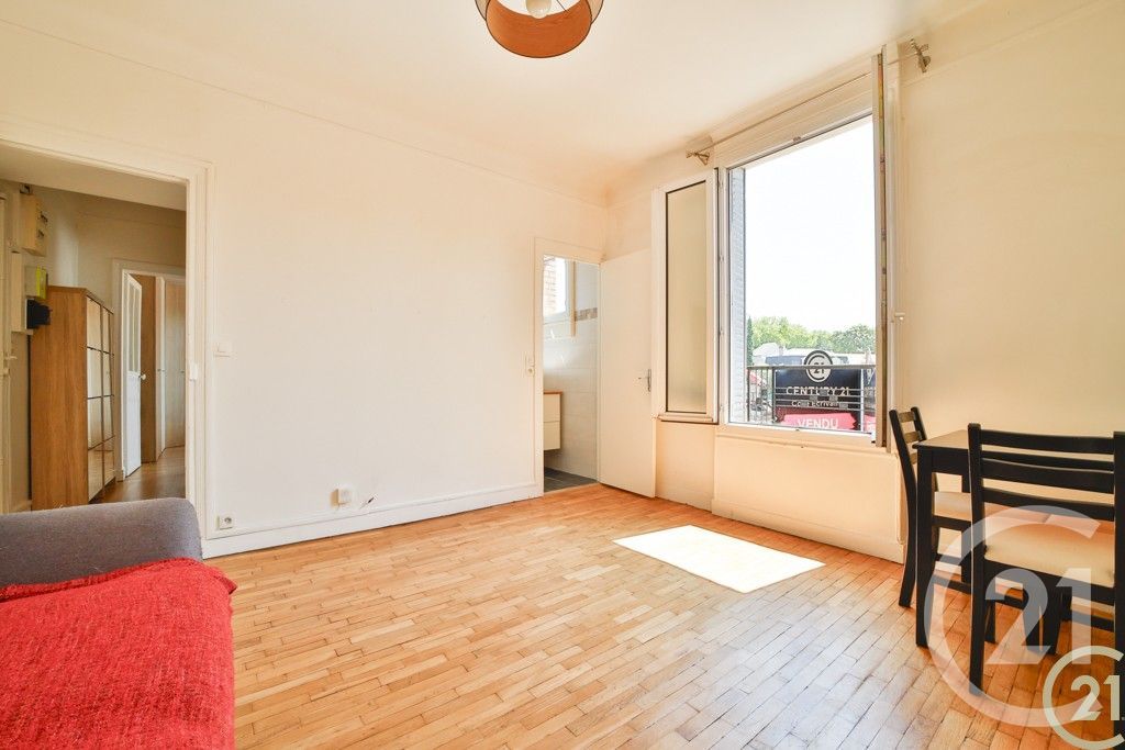 Apartamento de 1 dormitorio en Montrouge, France No. 318553