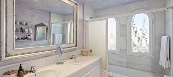 2 bedrooms Villa in Marbella, Spain No. 256433 30