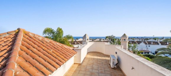 2 bedrooms Villa in Marbella, Spain No. 256433 36