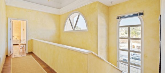 2 bedrooms Villa in Marbella, Spain No. 256433 21