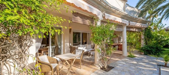 2 bedrooms Villa in Marbella, Spain No. 256433 9