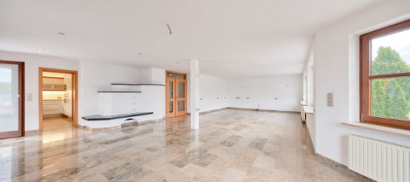 Таунхаус с 4 спальнями в Reutlingen, Германия № 78367 2