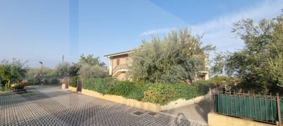 4-salle Maison à Albano Laziale, Italy No. 21358 8