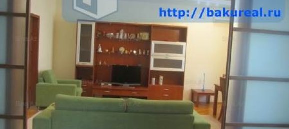 3 bedrooms Apartment in Baku, Azerbaijan No. 821 2