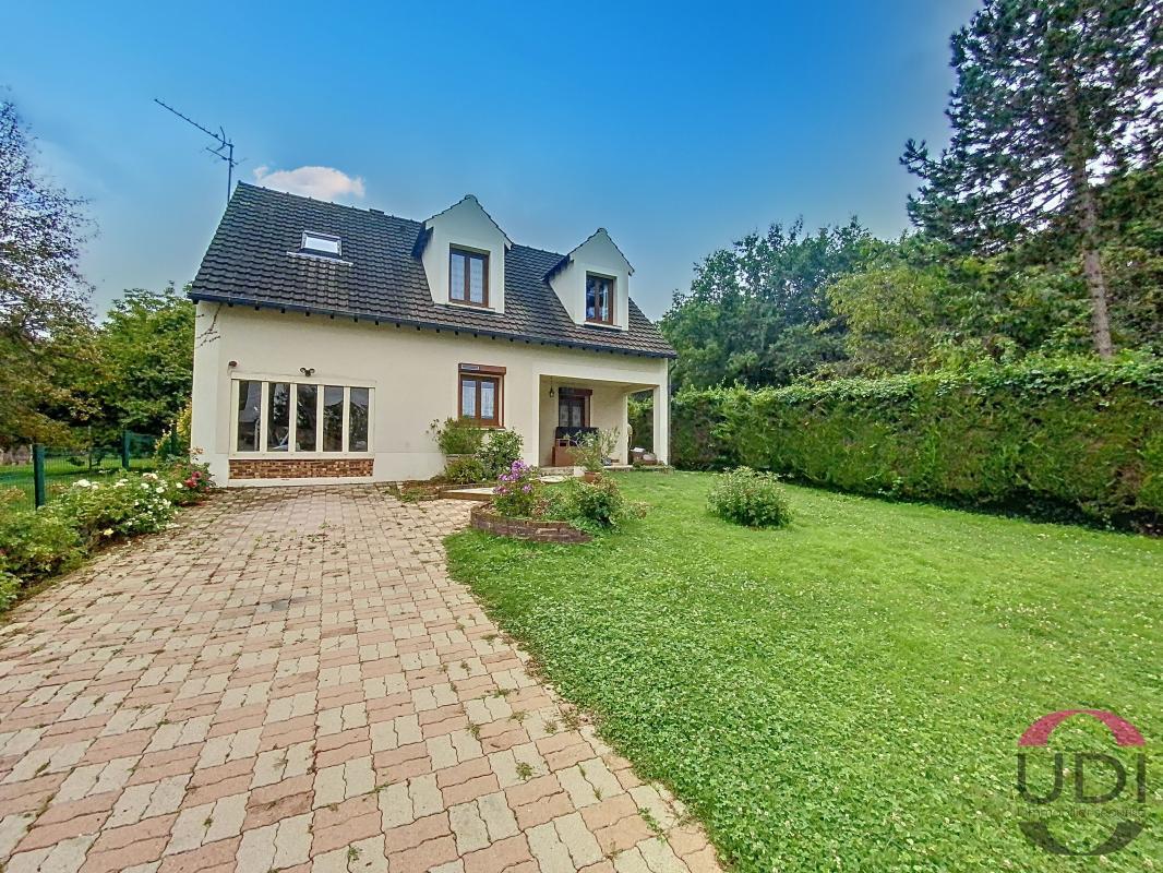 4 Schlafzimmer Haus in Saintry-sur-Seine, France, Nr. 173030