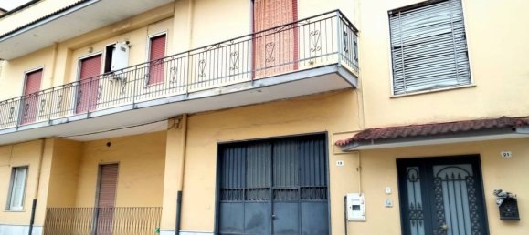 Casa de 8 habitaciónes en Brusciano, Italy No. 123539 20