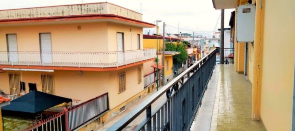 Casa de 8 habitaciónes en Brusciano, Italy No. 123539 15