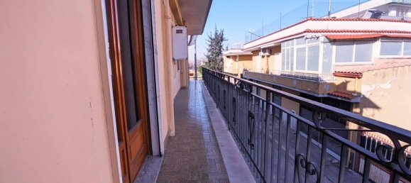 Casa de 8 habitaciónes en Brusciano, Italy No. 123539 6