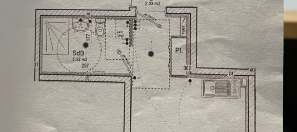 Estudio en Crepy-en-Valois, France No. 97336 3