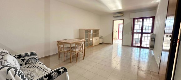 Apartamento de 4 habitaciónes en Capurso, Italy No. 17863 2