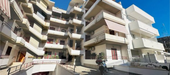 Apartamento de 4 habitaciónes en Capurso, Italy No. 17863 14