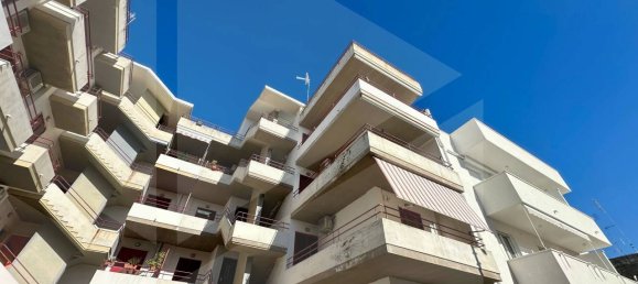 Apartamento de 4 habitaciónes en Capurso, Italy No. 17863 15