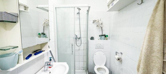 2-salle Appartement à Hernals, Austria No. 192754 3