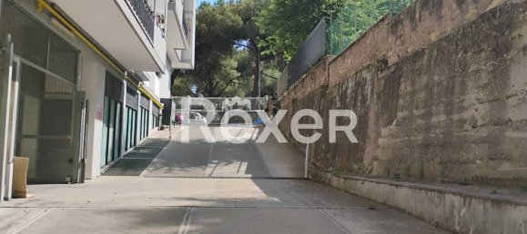 Garaje en Rome, Italy 26 m² No. 331963 14