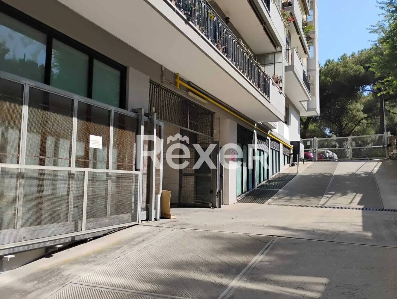 Garaje en Rome, Italy 26 m² No. 331963