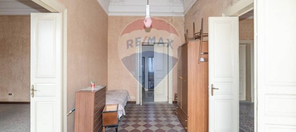 4 Schlafzimmer Haus in Catania, Italy, Nr. 237934 33