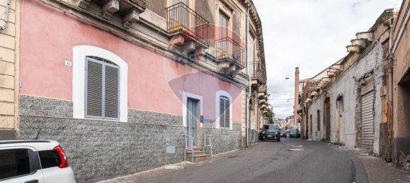 4 Schlafzimmer Haus in Catania, Italy, Nr. 237934 45