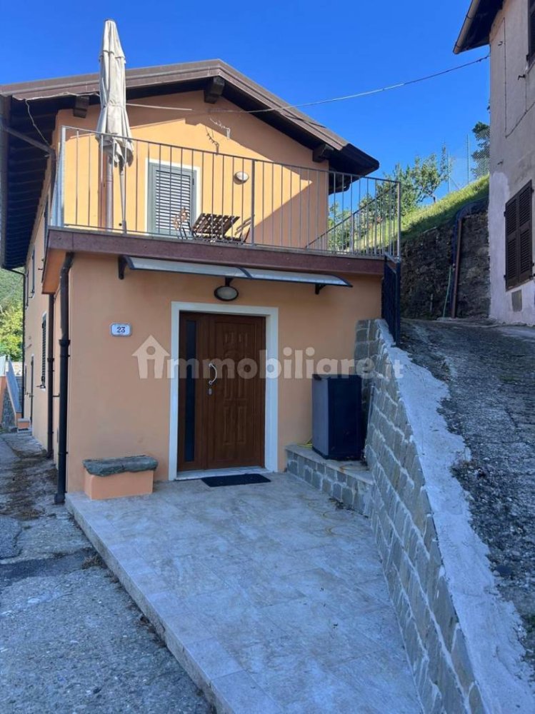 Casa de 3 dormitorios en Fivizzano, Italy No. 294599