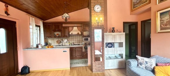 Villa de 3 divisões em Alta Valle Intelvi, Italy N.º 234343 4