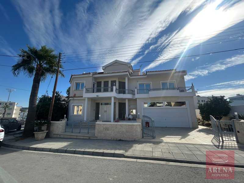 5 Schlafzimmer Villa in Larnaca, Cyprus, Nr. 20121