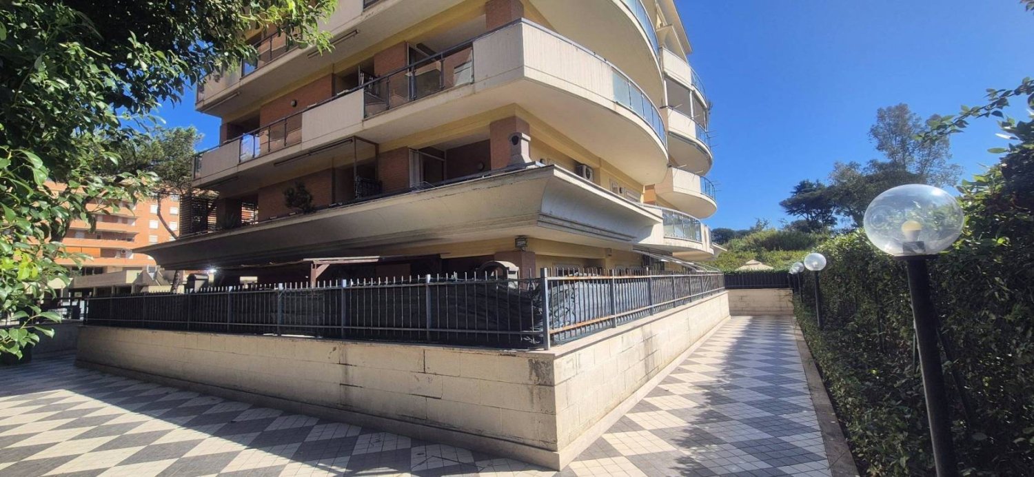 1 bedroom Apartment in Pomezia, Italy No. 348928