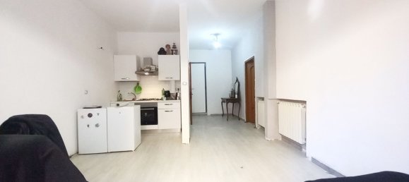 2 rooms Apartment in Rome, Italy No. 191143 7