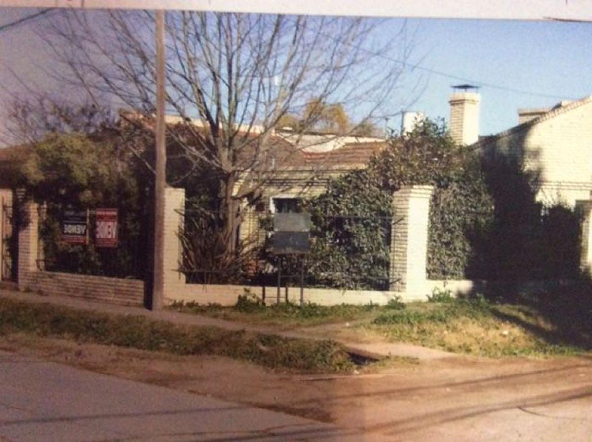 5 Schlafzimmer Haus in Lobos, Argentina, Nr. 20820