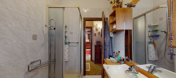 4-Zimmer Wohnung in Bologna, Italy, Nr. 25160 100