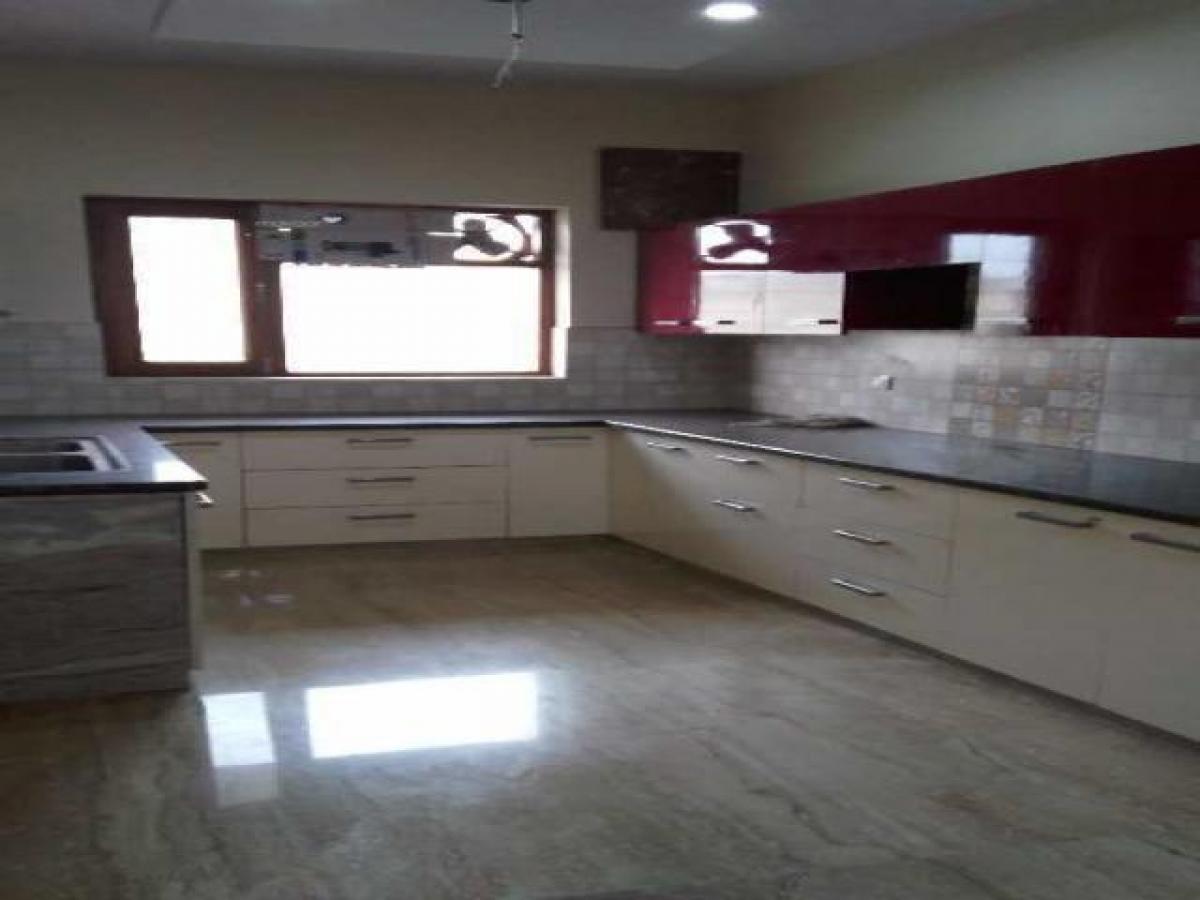 3 Schlafzimmer Haus in Mumbai, India, Nr. 60814